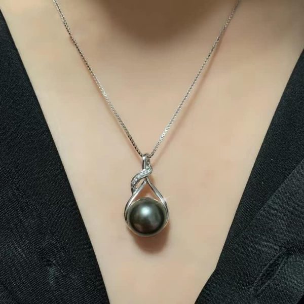 Best Tahitian Black Pearl Necklace Gift For Women - Image 4