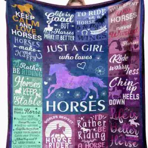 Best Horse Lover Flannel Throw Blanket - Cozy Gift For Women & Girls
