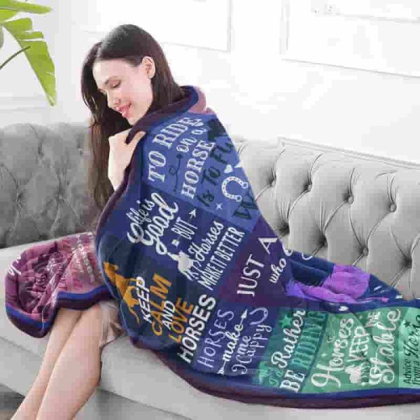 Best Horse Lover Flannel Throw Blanket - Cozy Gift For Women & Girls - Image 3