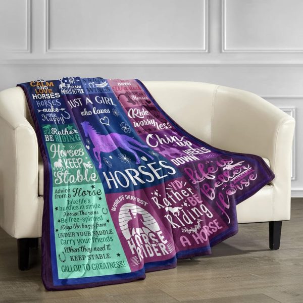 Best Horse Lover Flannel Throw Blanket - Cozy Gift For Women & Girls - Image 5