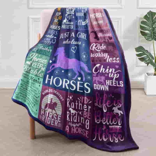 Best Horse Lover Flannel Throw Blanket - Cozy Gift For Women & Girls - Image 6