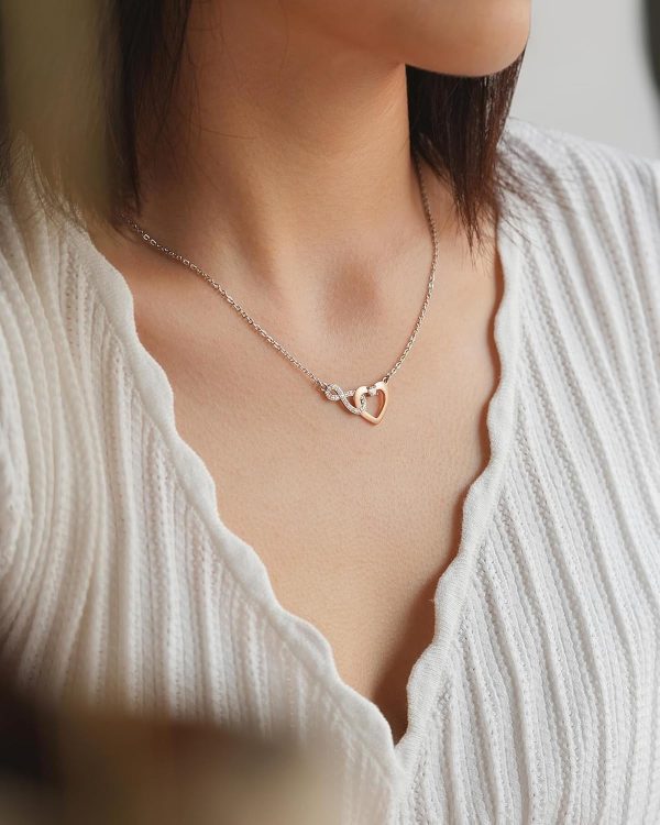 Best Infinity Heart Necklace For Mothers & Daughters - Image 2