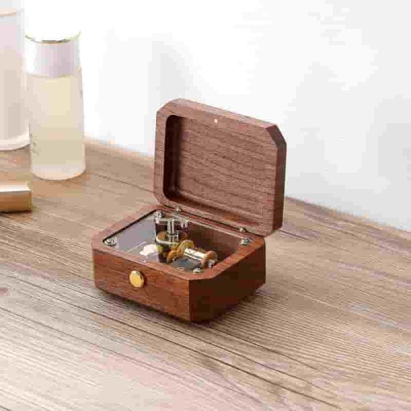 Best Walnut Wood Music Box – You Are My Sunshine Tune - Image 3