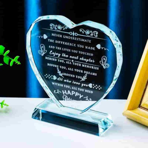 2025 Top Retirement Gifts: Crystal Heart Plaque For Appreciation - Image 2