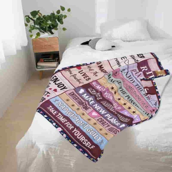 Best Retirement Throw Blanket - Perfect Gift For Women - Image 5