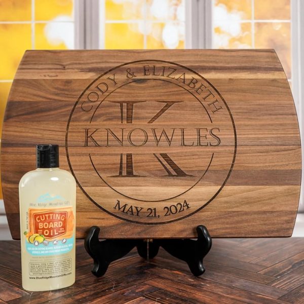 Best Personalized Wood Cutting Board Gift Set