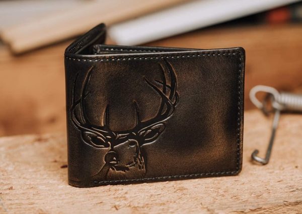 Best Men’s Leather Bifold Wallet With Deer Design - Image 5