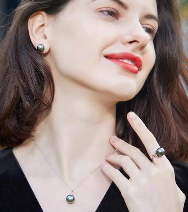 Best Tahitian Black Pearl Earrings - Perfect Gift For Wife - Image 2