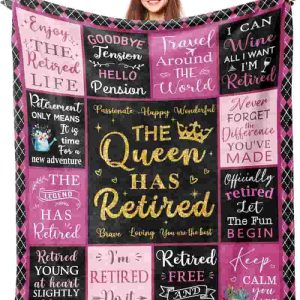 Best Retirement Blanket Gifts For Women - Cozy 2025 Keepsake
