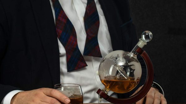 Best Etched Globe Decanter Gift Set With Airplane - Image 2