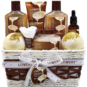 Vanilla Coconut Spa Basket: Luxurious Skincare Set