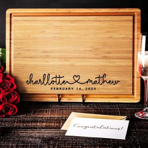 Engraved Wood Cutting Board - Personalized Romantic Gift