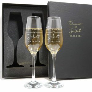 Personalized Wedding Champagne Flutes - Bride Groom Gift